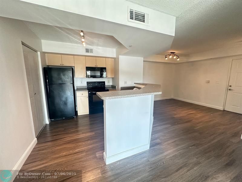 3679 NW Mediterranean Ln #301, Jensen Beach, Florida image 7
