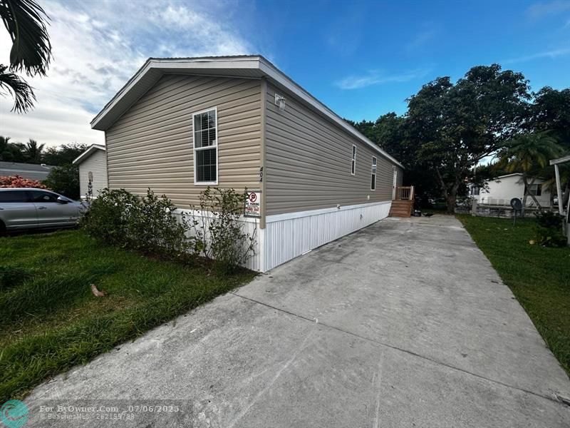 404 NW 134th Ave, Plantation, Florida image 1