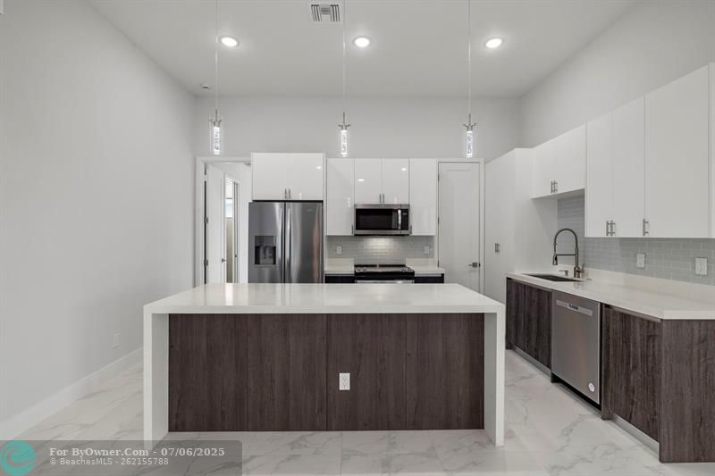 10123 Boylston Street, Port Charlotte, Florida image 9