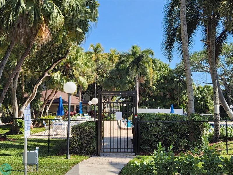 3151 S Palm Aire Dr #309, Pompano Beach, Florida image 15