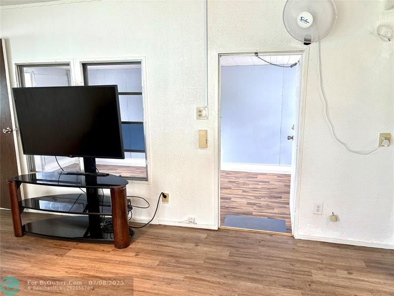 To Bonus Room with A/C