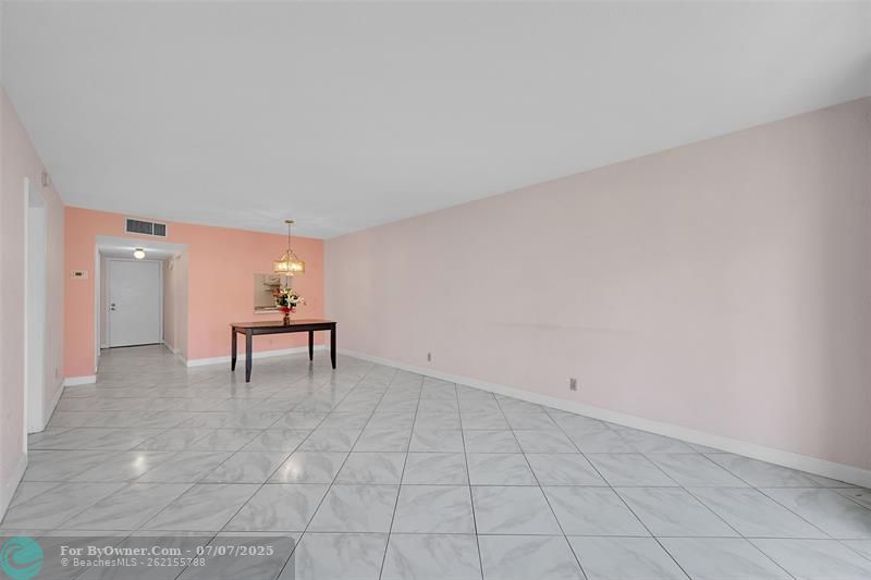 860 SE 6th Ave #304, Deerfield Beach, Florida image 12