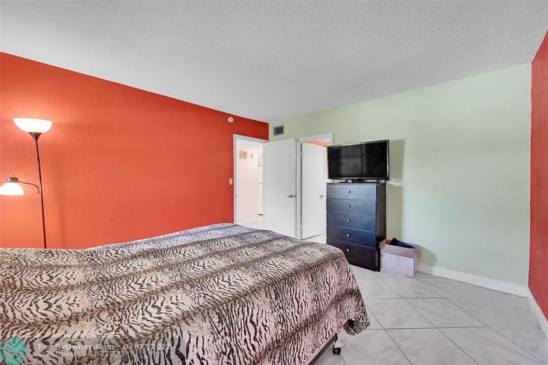 860 SE 6th Ave #304, Deerfield Beach, Florida image 20