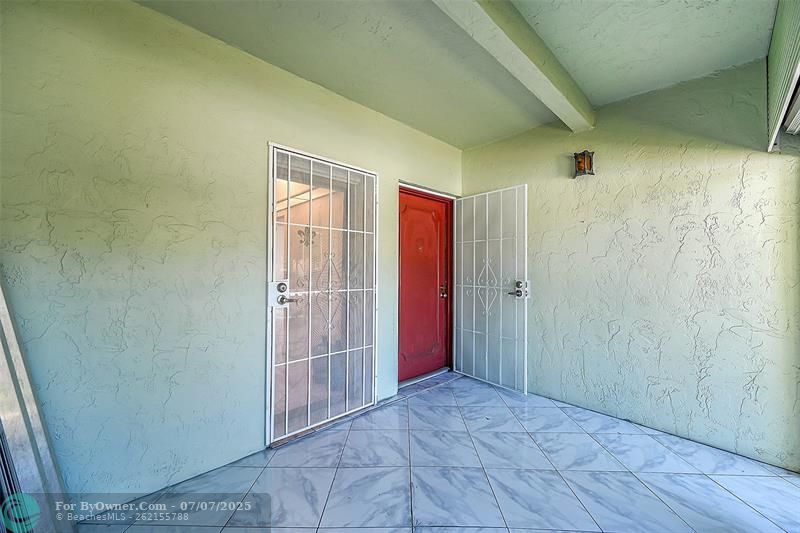 Screened Patio