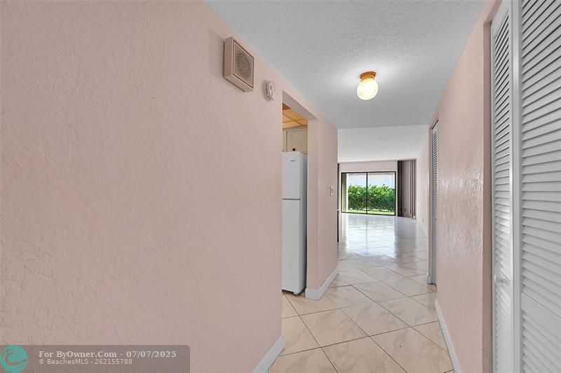 860 SE 6th Ave #304, Deerfield Beach, Florida image 5
