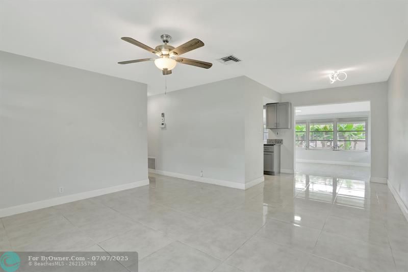 Single Family, Tamarac, Florida image 17