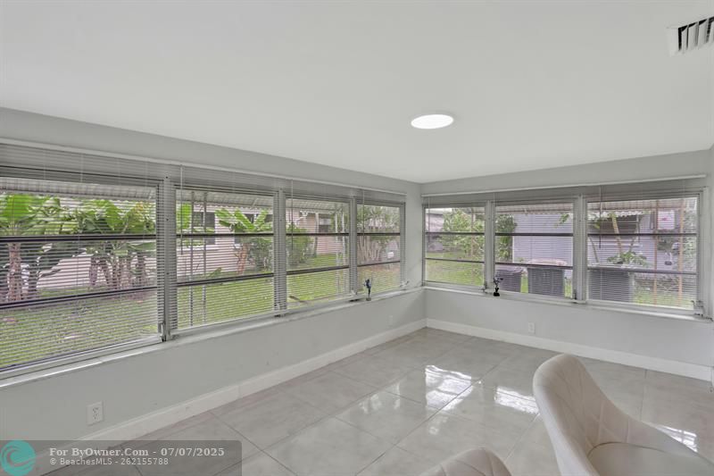 Single Family, Tamarac, Florida image 33