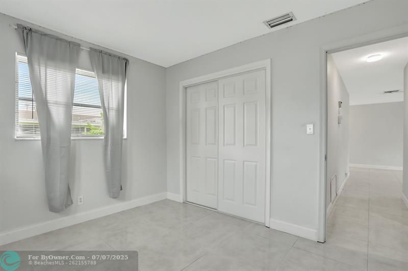 Single Family, Tamarac, Florida image 36