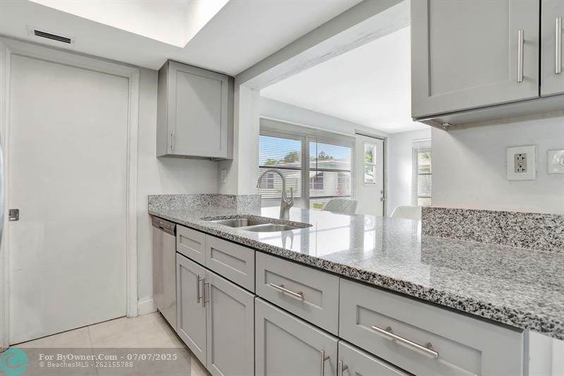 Single Family, Tamarac, Florida image 38