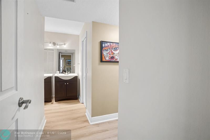 410 Lakeview Dr #104, Weston, Florida image 16