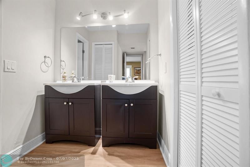 410 Lakeview Dr #104, Weston, Florida image 20