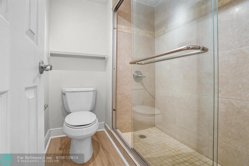 410 Lakeview Dr #104, Weston, Florida image 22