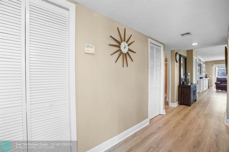 410 Lakeview Dr #104, Weston, Florida image 4