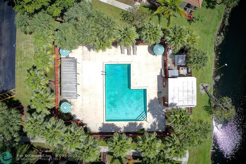 410 Lakeview Dr #104, Weston, Florida image 31