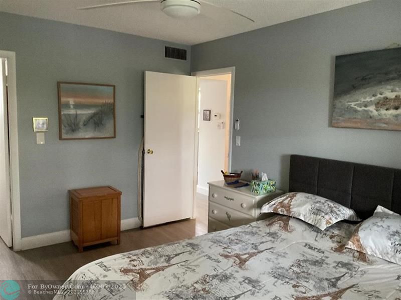 5003 NW 35th St #505, Lauderdale Lakes, Florida image 11