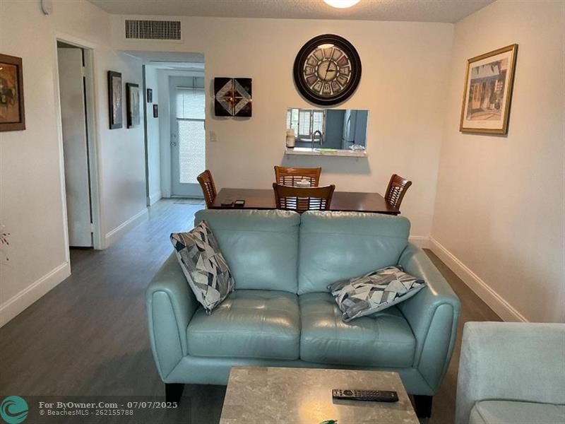5003 NW 35th St #505, Lauderdale Lakes, Florida image 3
