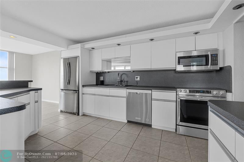 3233 NE 32nd Ave #1103, Fort Lauderdale, Florida image 12