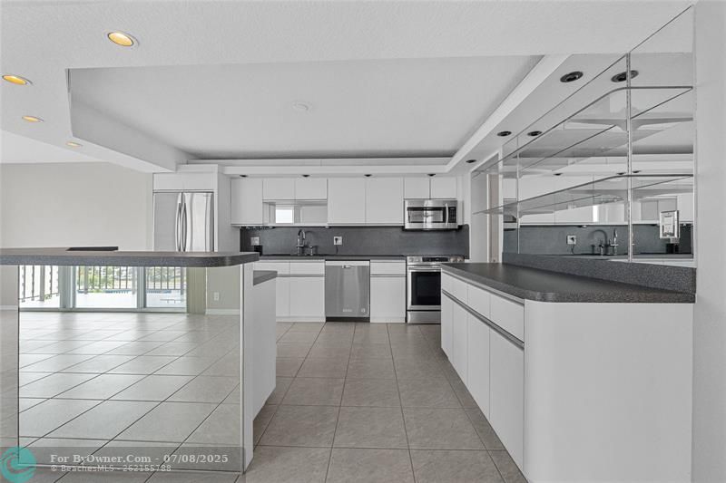 3233 NE 32nd Ave #1103, Fort Lauderdale, Florida image 13