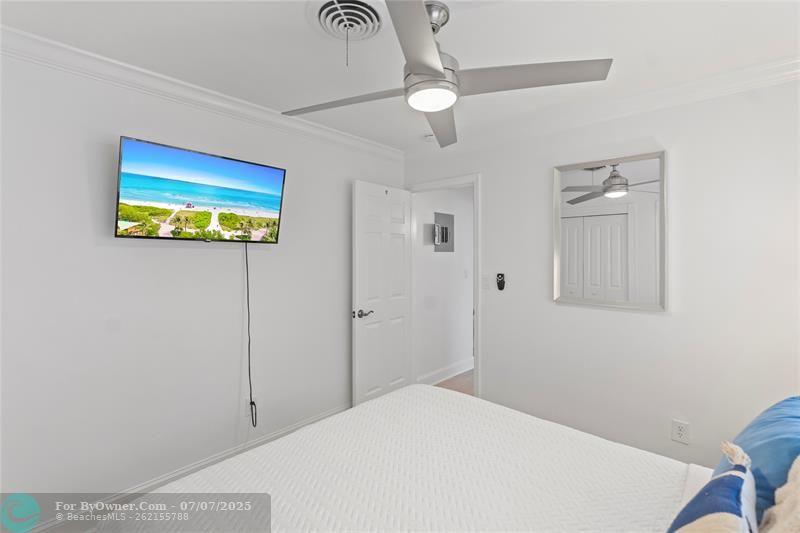 261 SE 8th St, Pompano Beach, Florida image 16