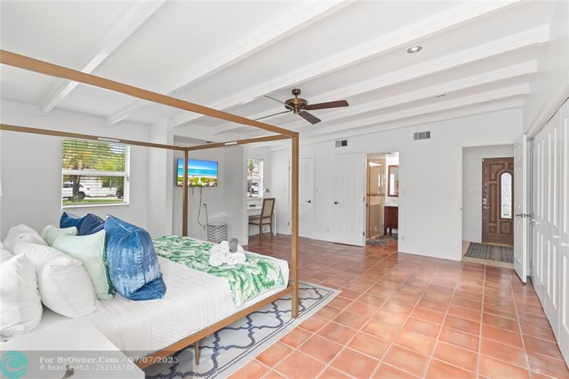 261 SE 8th St, Pompano Beach, Florida image 20