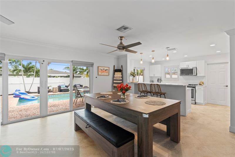 261 SE 8th St, Pompano Beach, Florida image 8