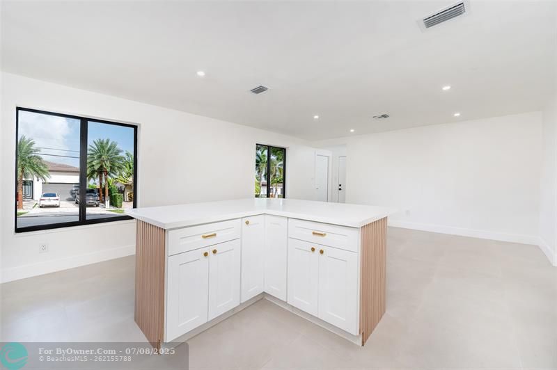 18101 NW 84th Ave, Hialeah, Florida image 11