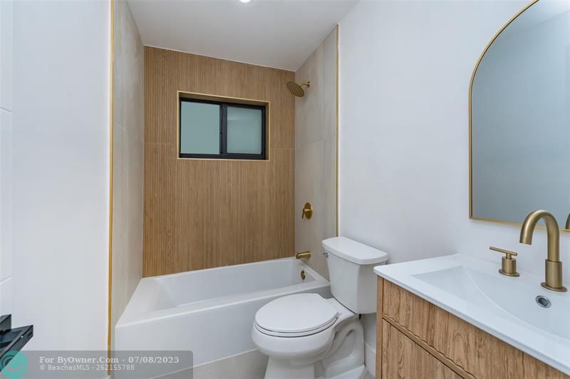 18101 NW 84th Ave, Hialeah, Florida image 17
