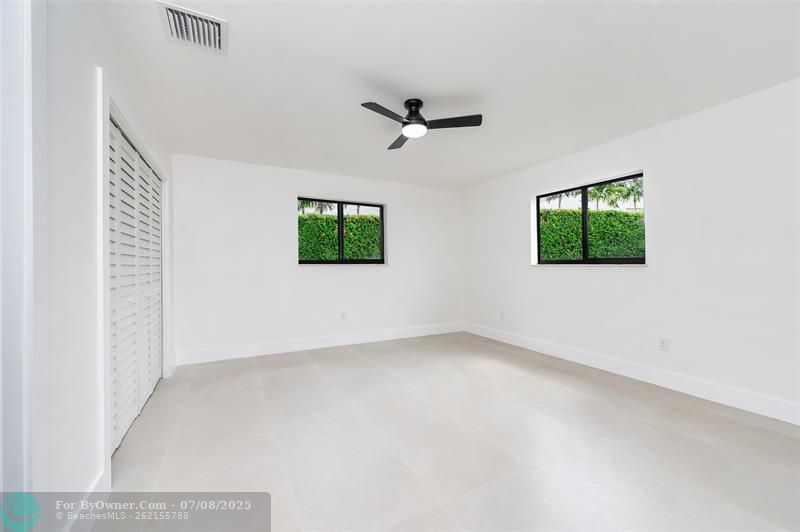 18101 NW 84th Ave, Hialeah, Florida image 21