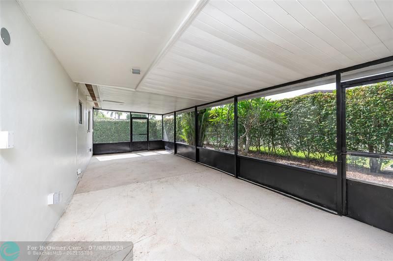 18101 NW 84th Ave, Hialeah, Florida image 28