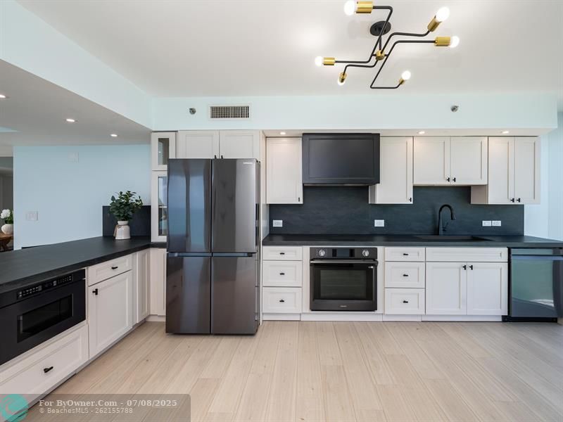 17201 Collins Ave #1501, Sunny Isles Beach, Florida image 9