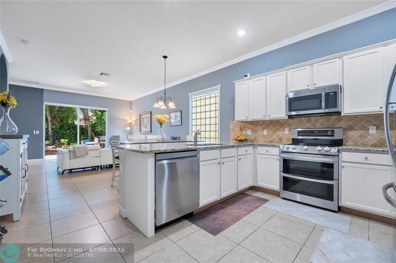 4838 Capital Dr, Lake Worth, Florida image 7
