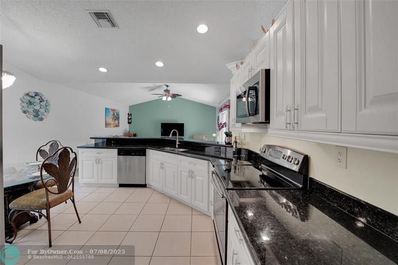 9811 NW 53rd Ct, Coral Springs, Florida image 16