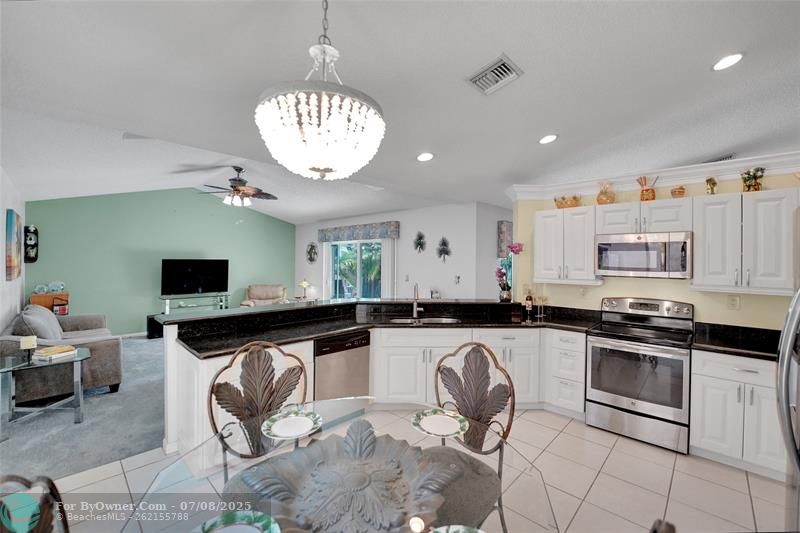 9811 NW 53rd Ct, Coral Springs, Florida image 17
