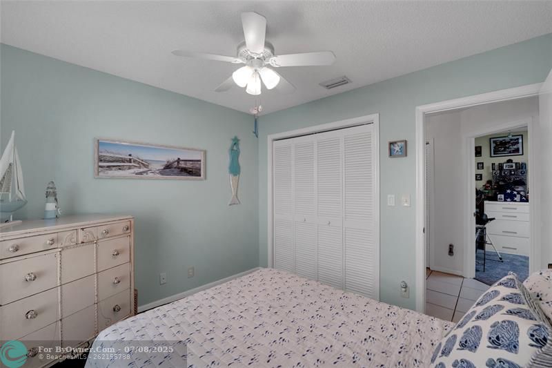 9811 NW 53rd Ct, Coral Springs, Florida image 32