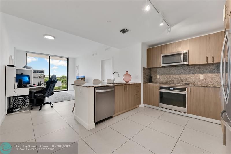 5350 NW 84th Ave #411, Doral, Florida image 5