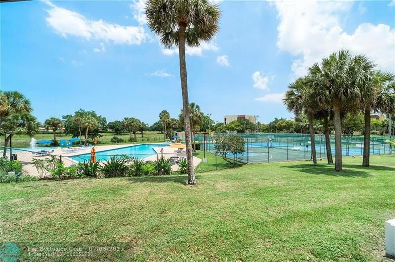 7081 Environ Blvd #242, Lauderhill, Florida image 4