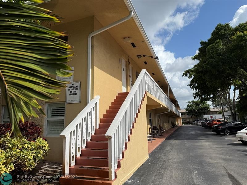 2607 NE 8th Ave #22, Wilton Manors, Florida image 14
