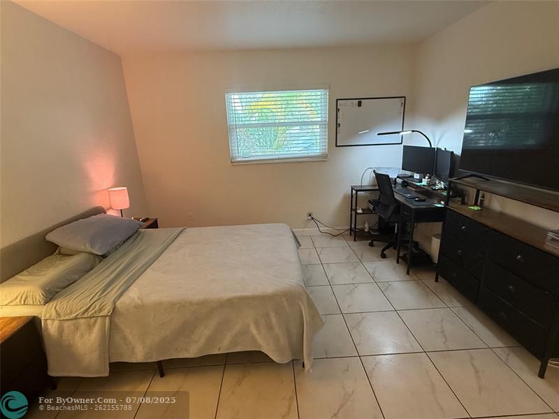 2607 NE 8th Ave #22, Wilton Manors, Florida image 7
