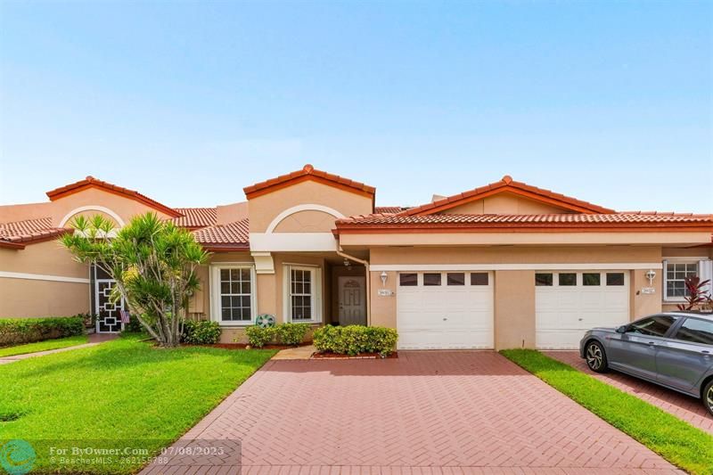 Paradise awaits in desirable MALVERN!