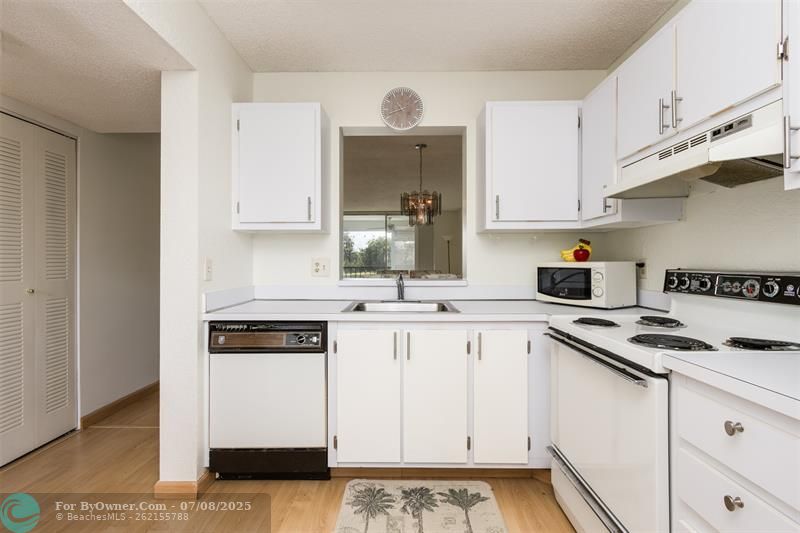 6795 Huntington Ln #201, Delray Beach, Florida image 5