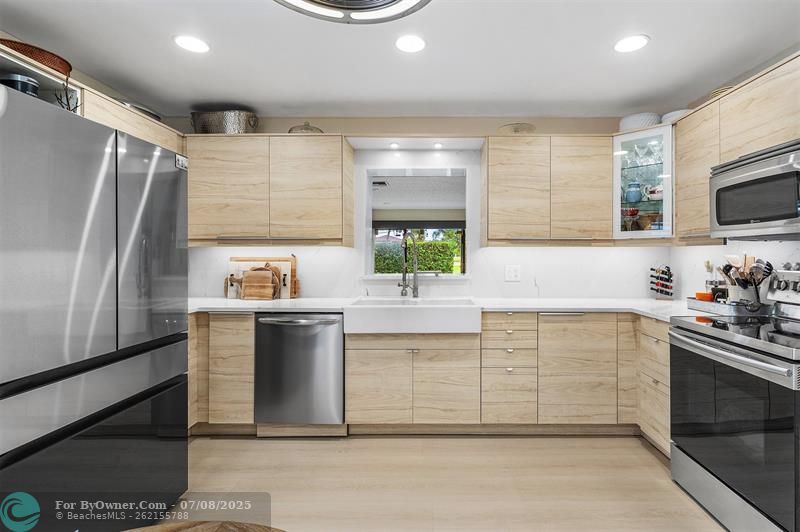 8104 Pine Cir #8104, Fort Lauderdale, Florida image 12
