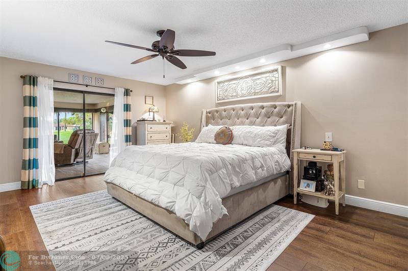 8104 Pine Cir #8104, Fort Lauderdale, Florida image 14