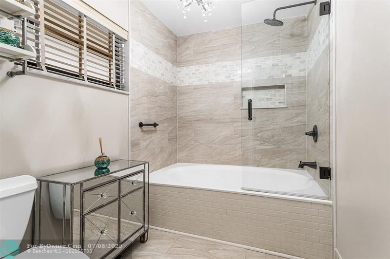 8104 Pine Cir #8104, Fort Lauderdale, Florida image 16