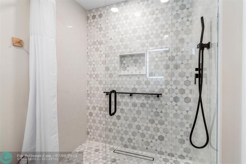 8104 Pine Cir #8104, Fort Lauderdale, Florida image 19