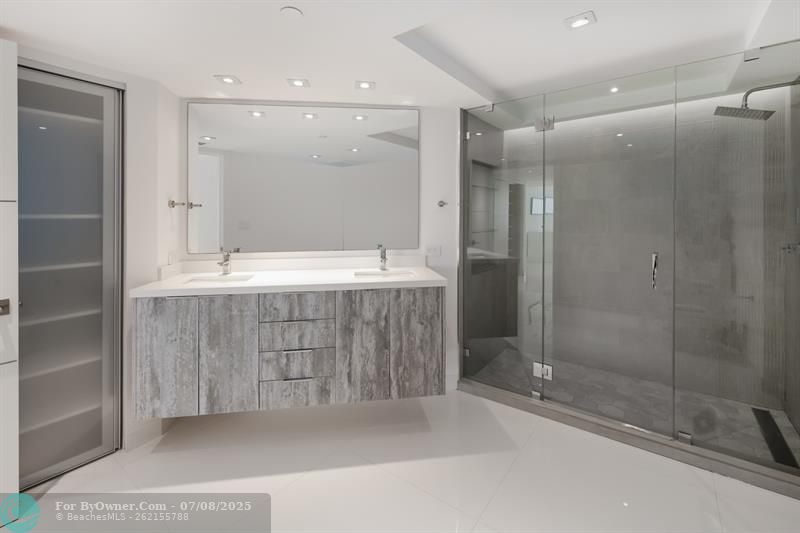 5757 Collins Ave #1805, Miami Beach, Florida image 24