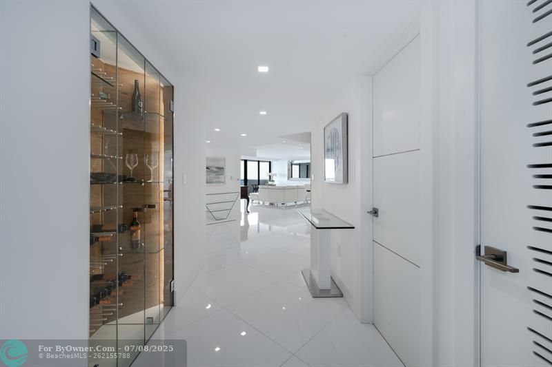 5757 Collins Ave #1805, Miami Beach, Florida image 5