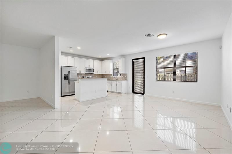 9572 Town Parc Circle North, Parkland, Florida image 12
