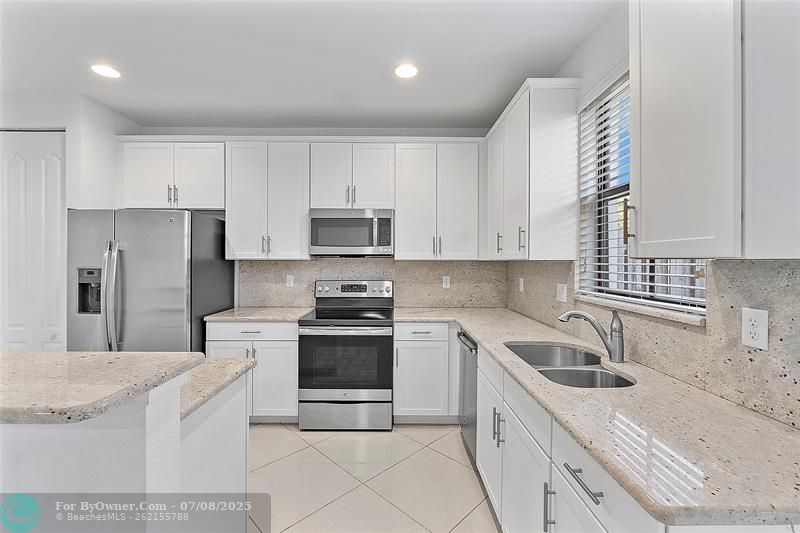 9572 Town Parc Circle North, Parkland, Florida image 18