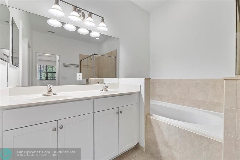 9572 Town Parc Circle North, Parkland, Florida image 27