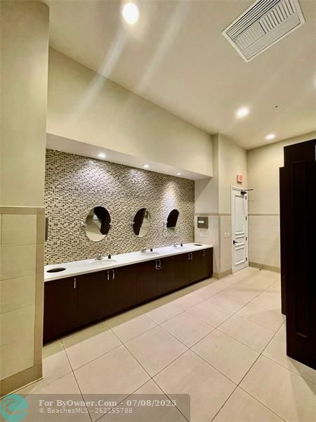 9572 Town Parc Circle North, Parkland, Florida image 47